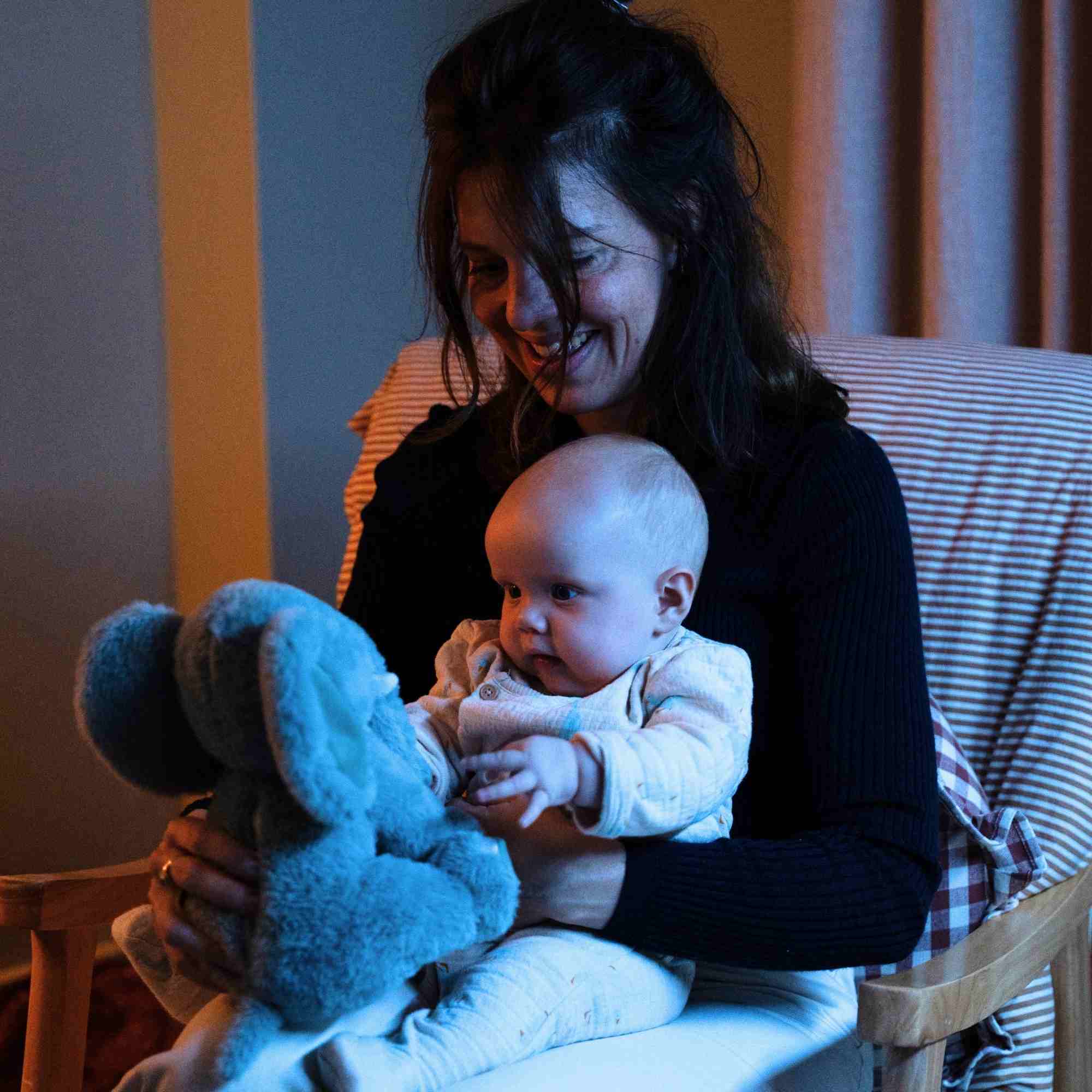 Foto mama en baby met Milody